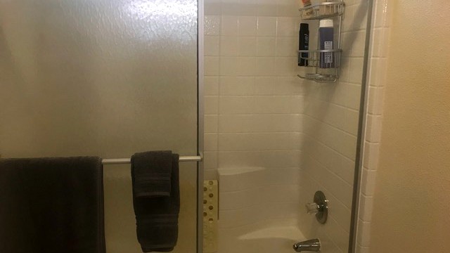 Queen Room Amenities