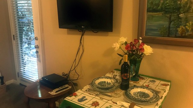 Queen Room Amenities